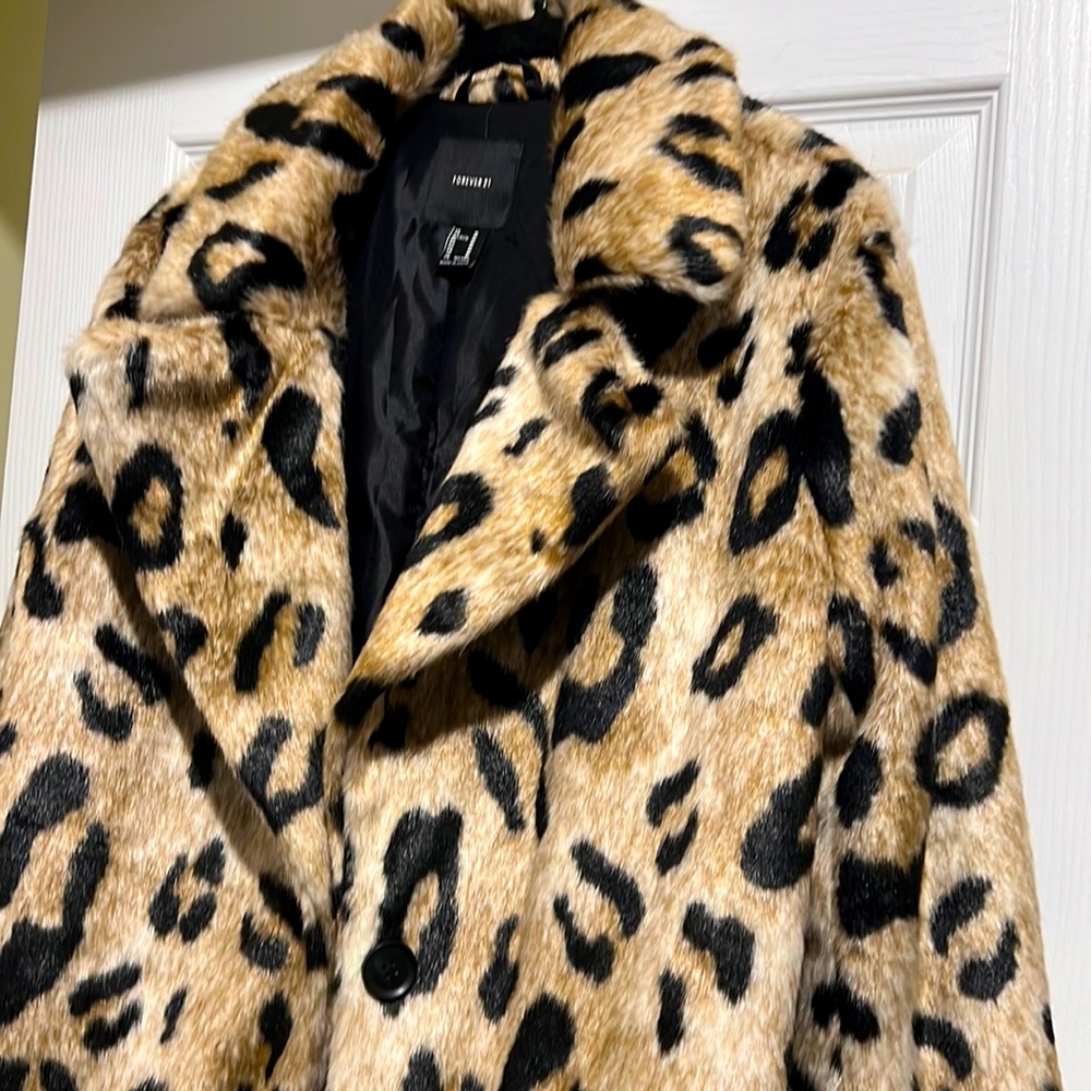 Faux Fur Coat Leopard Print Size Medium Oversized Forever 21
